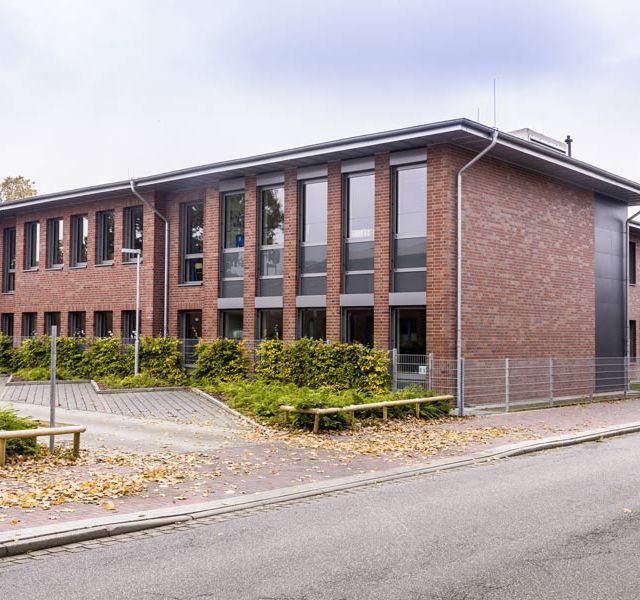 J. M. TEETZ BAU in Gnarrenburg, Grundschule Tostedt